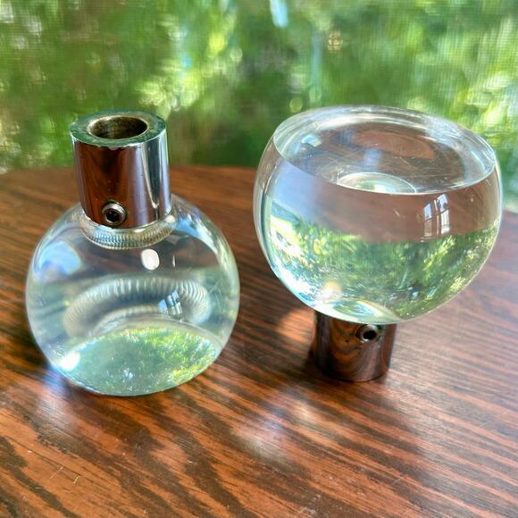 Pair of Vintage Lucite Doorknobs with Chrome Hardware – Mid Century Modern - Picture 10 of 12